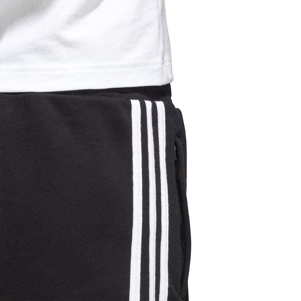 3-Stripes short