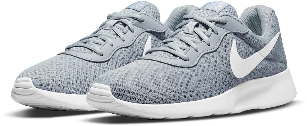 Tanjun  sneakers