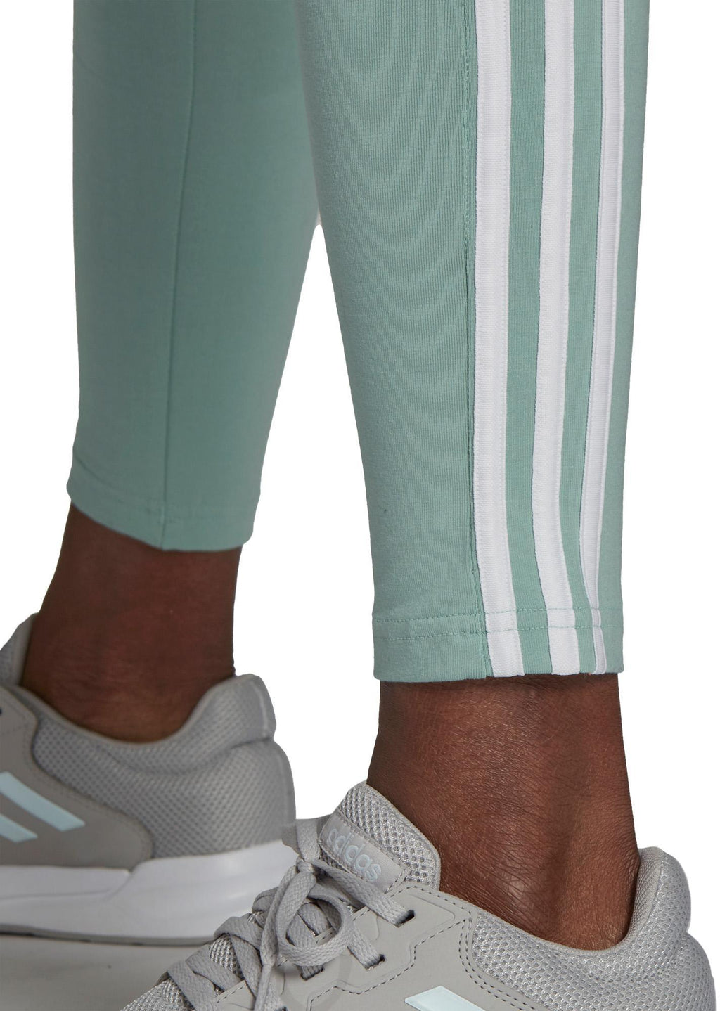 LOUNGEWEAR Essentials 3-Stripes legging