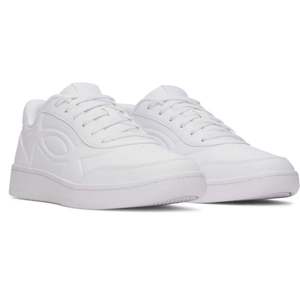 Motion sneakers
