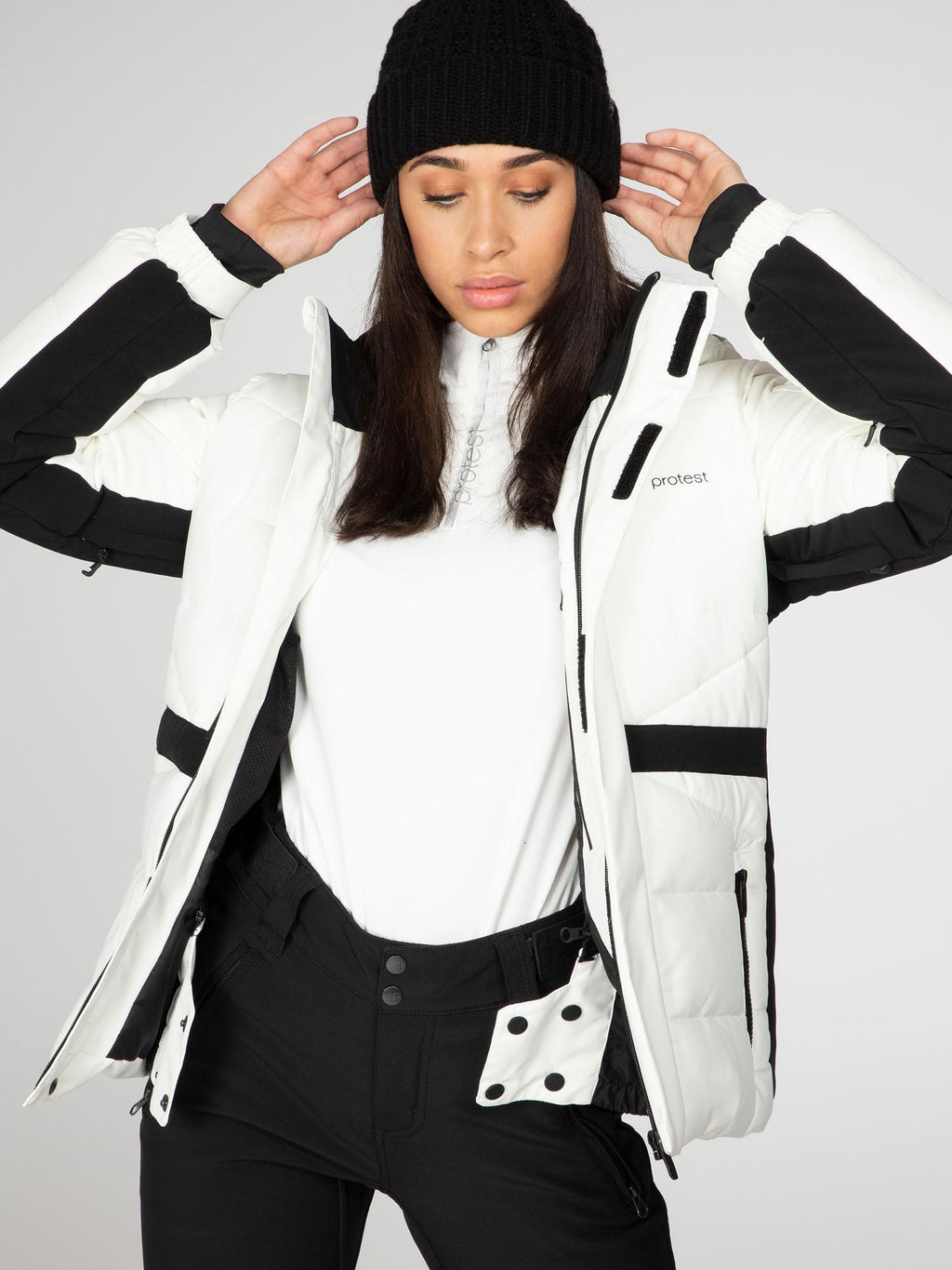 Becca Snowjacket