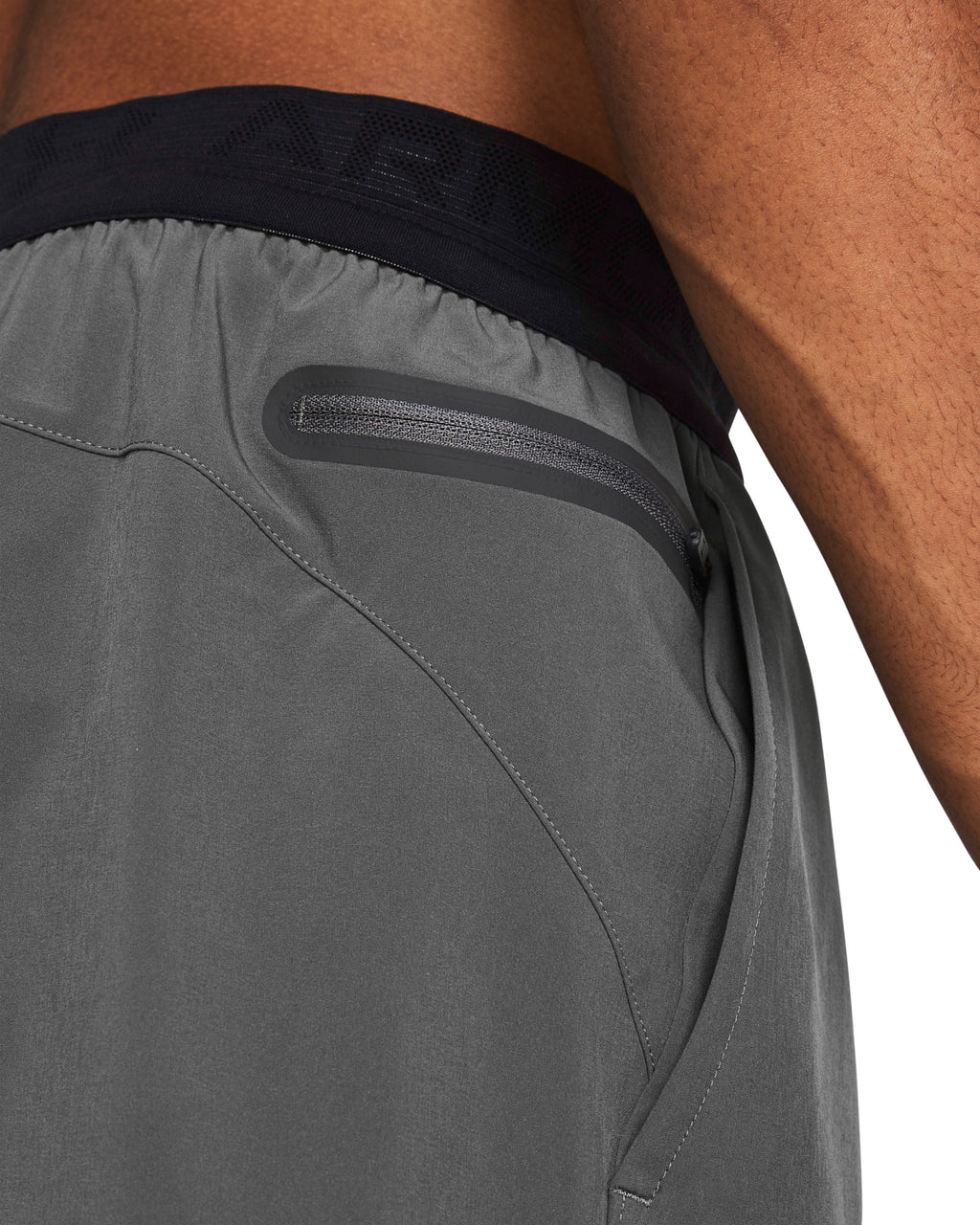 Peak Woven short