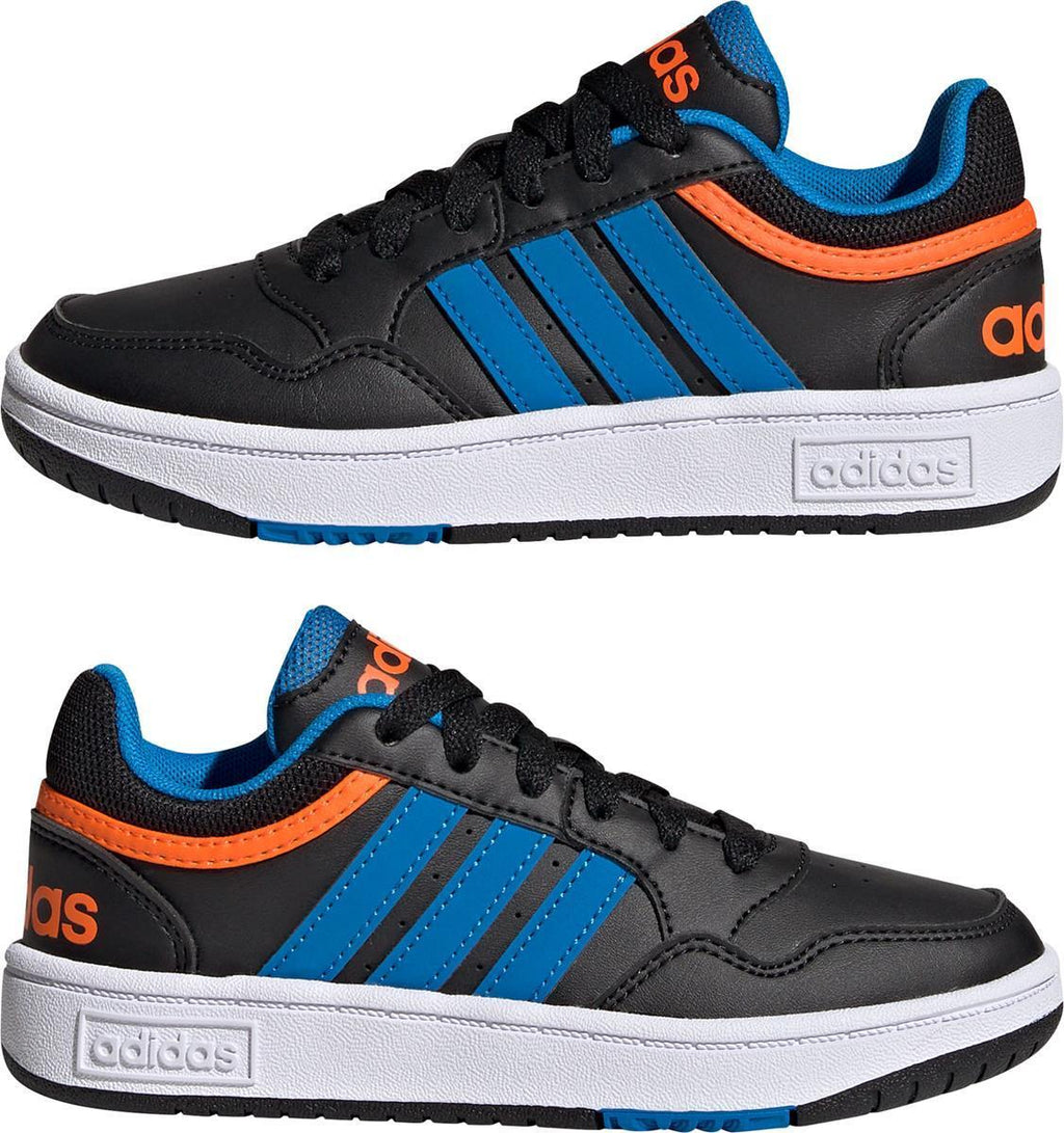 Hoops sneakers