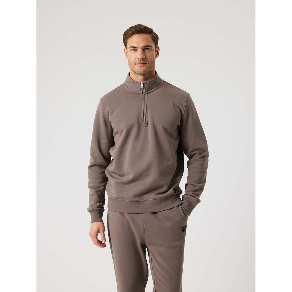 centre half zip