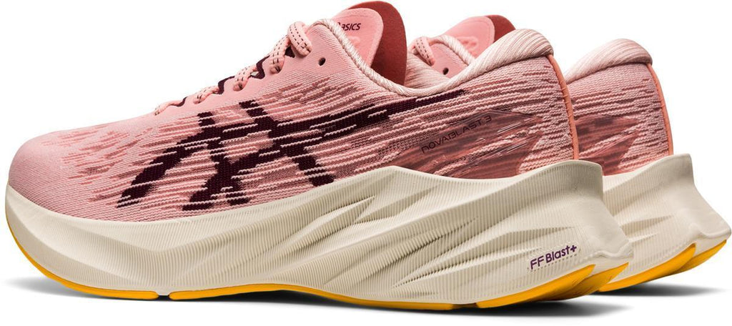 Novablast 3 hardloopschoenen
