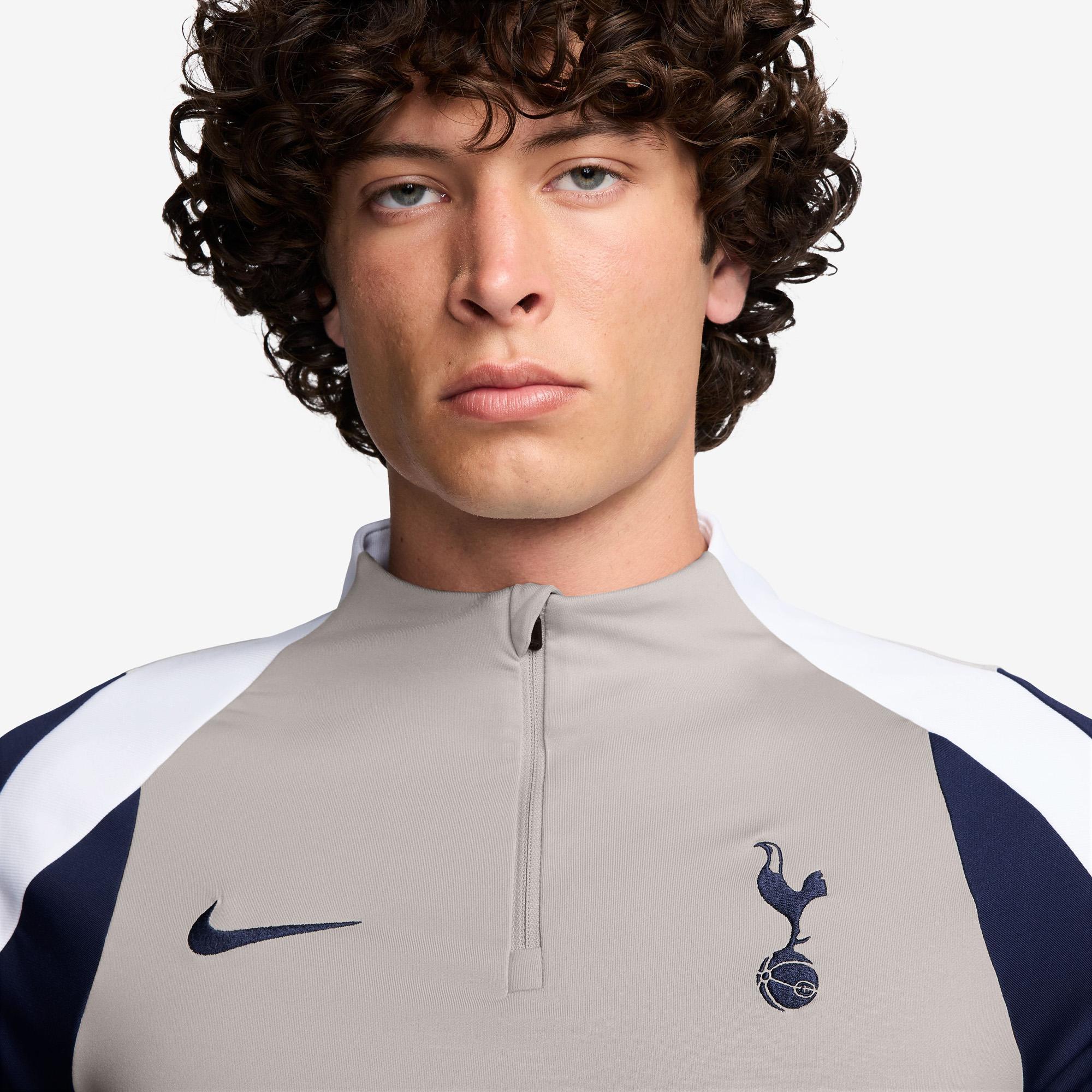 Tottenham Hotspur 2025/26 Dri-FIT Strike Drill top