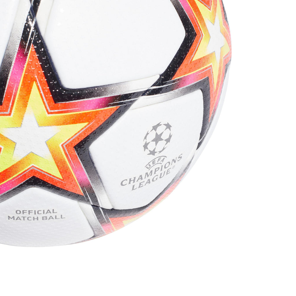 UCL Pro Pyrostorm bal 21/22