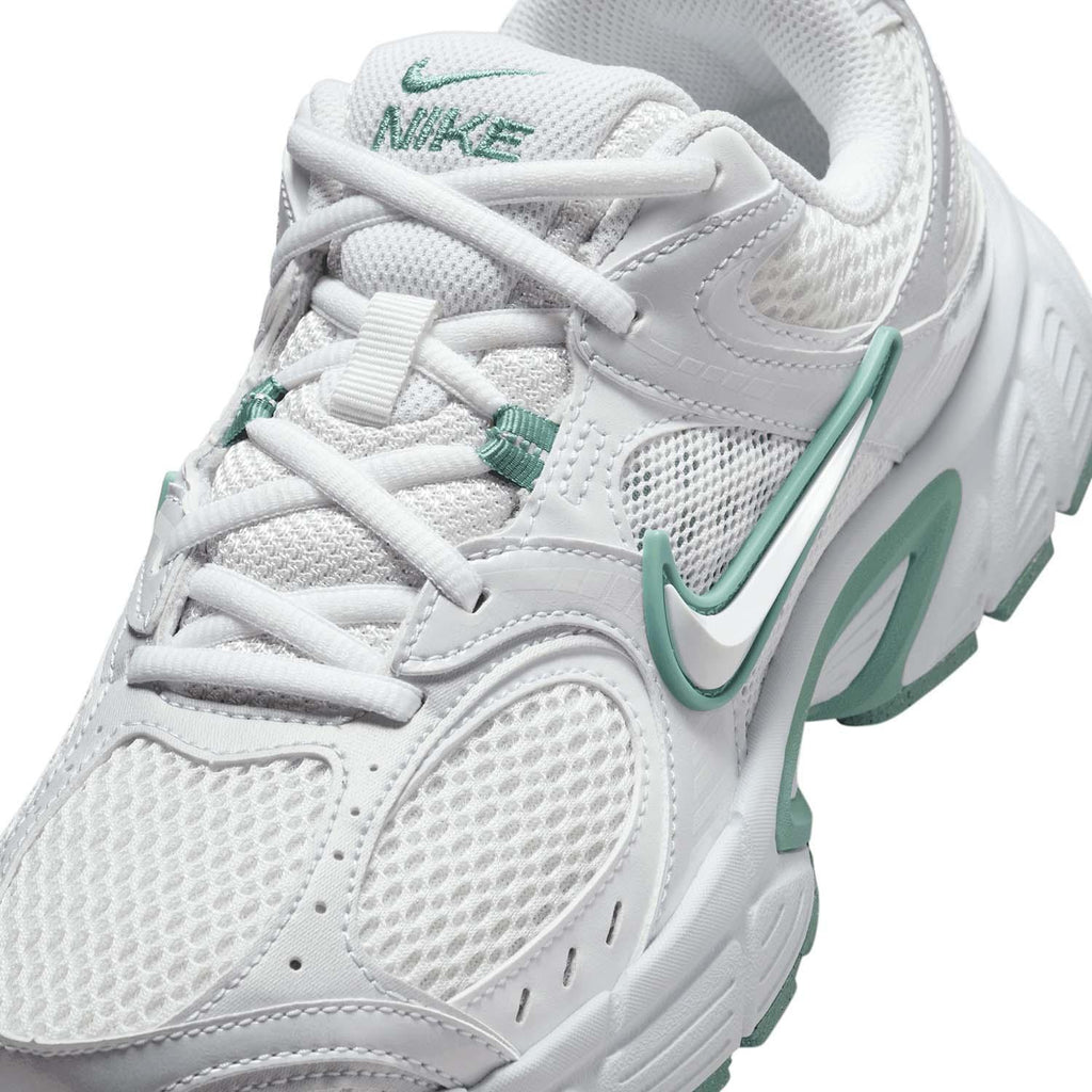 nike v5 rnr women's shoes