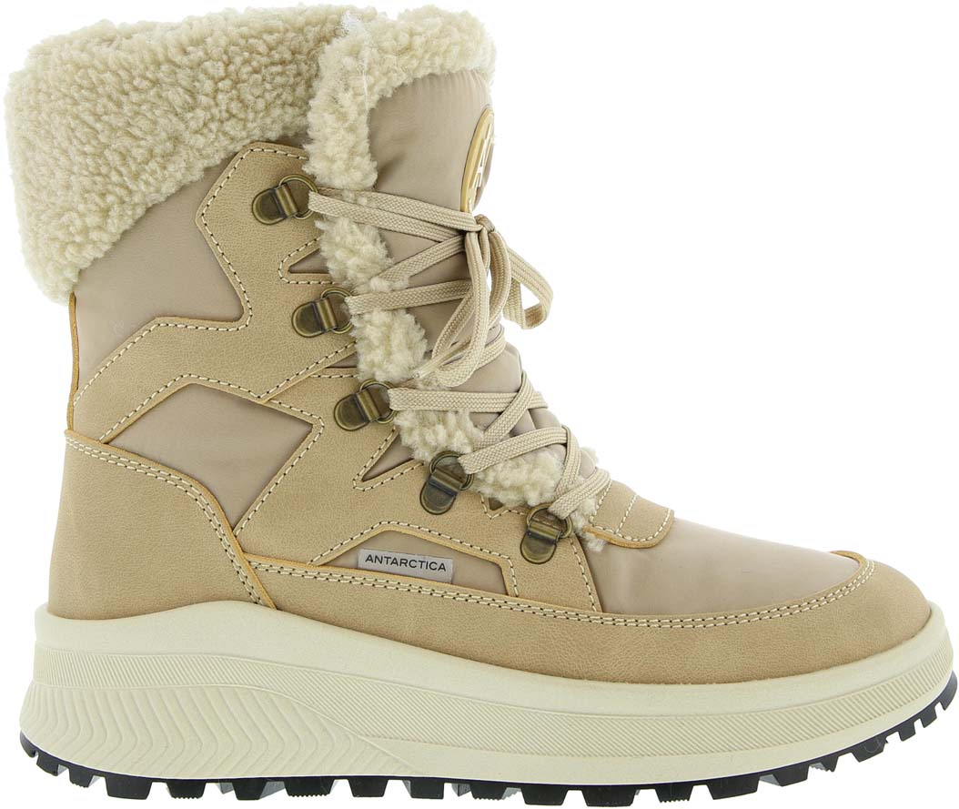 8722 snowboots
