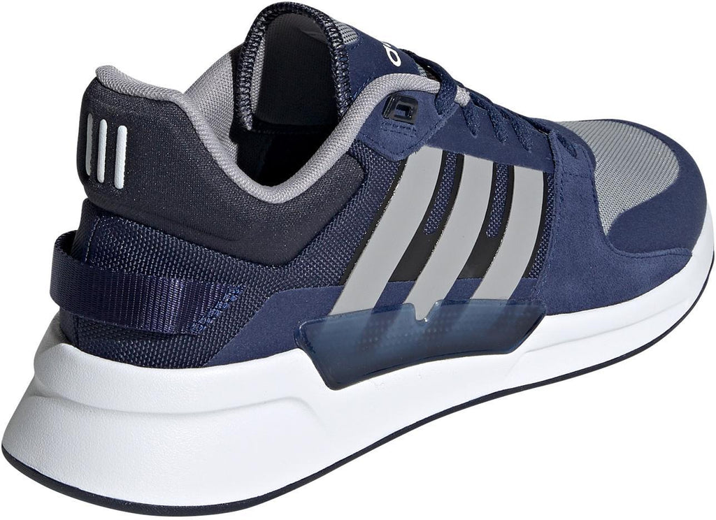 Run 90s sneakers