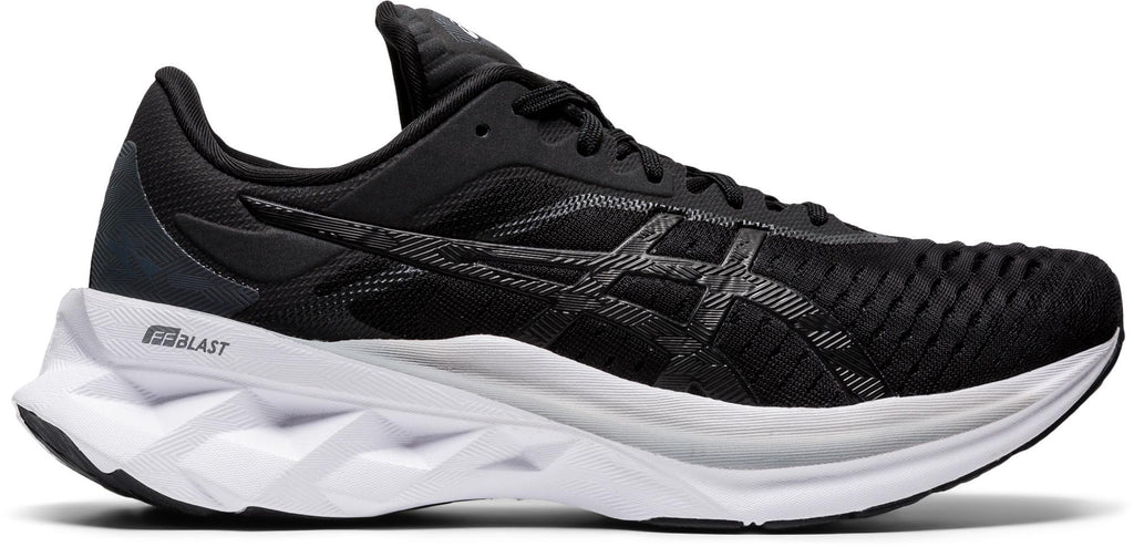 Novablast hardloopschoenen