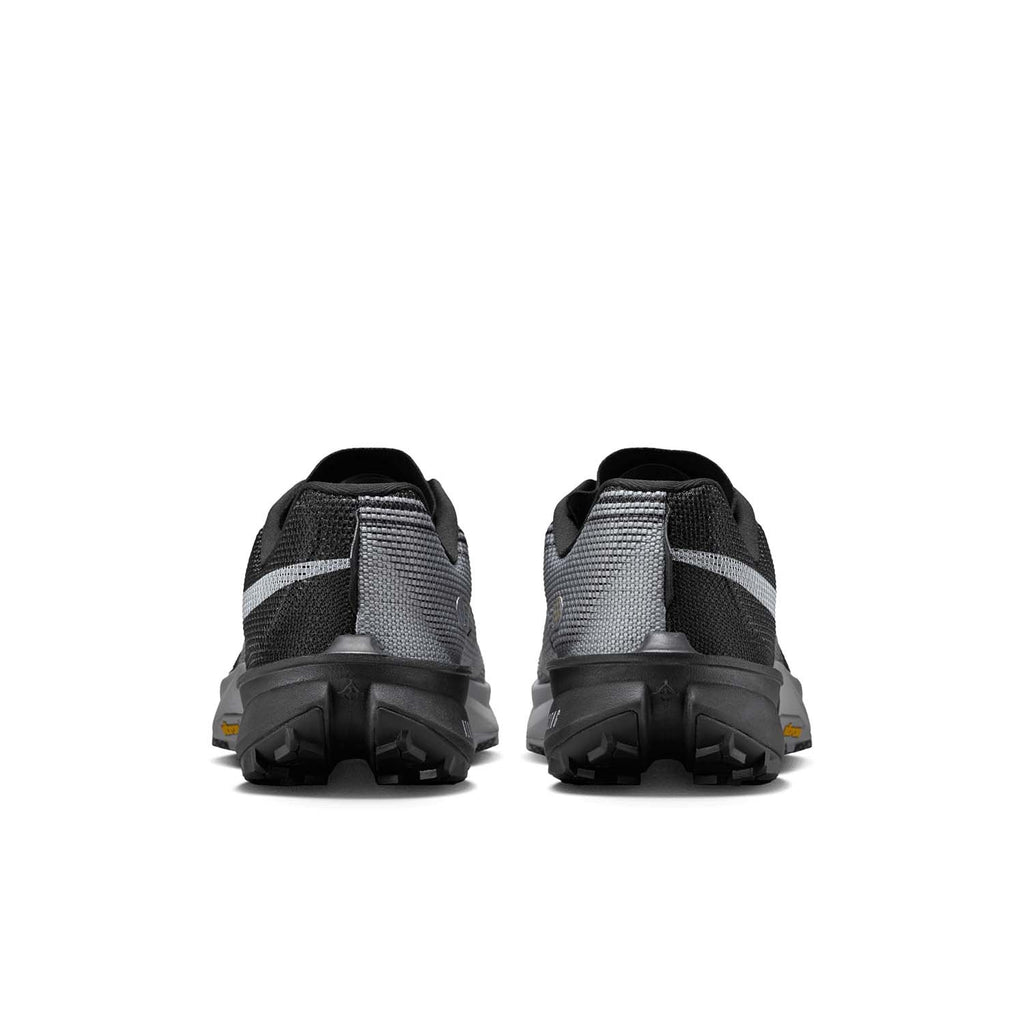 kiger 10 men's Trailrunningschoenen
