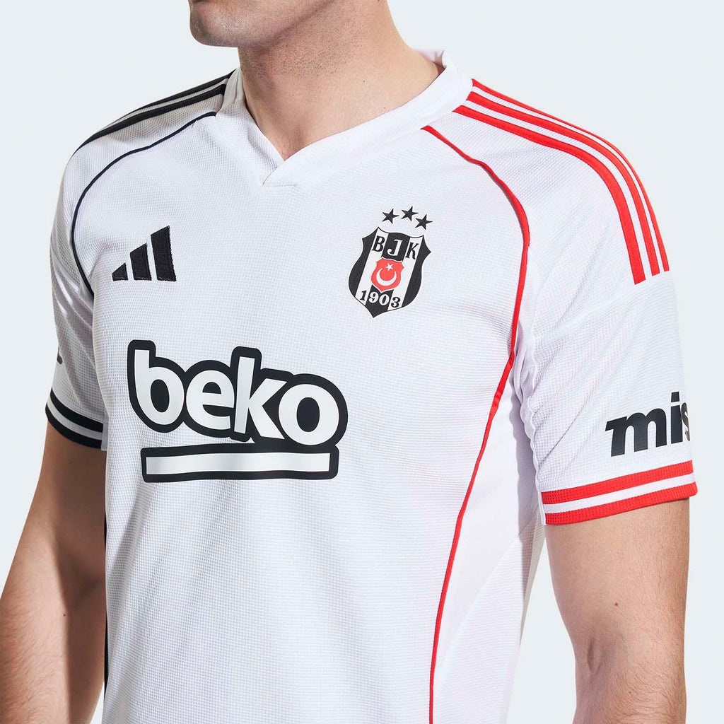 Beşiktaş JK 25/26 Thuisshirt