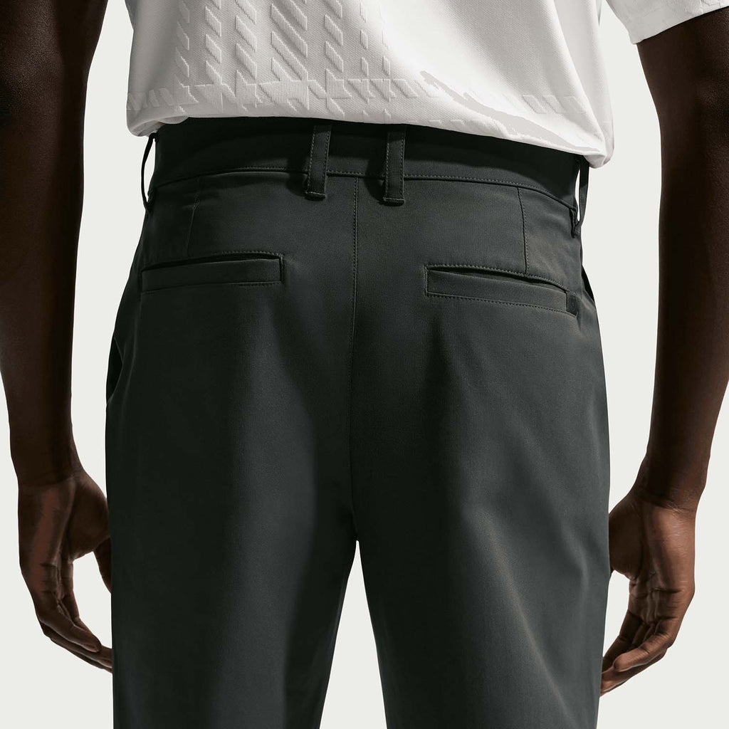 Par Dri-FIT aansluitende golfbroek