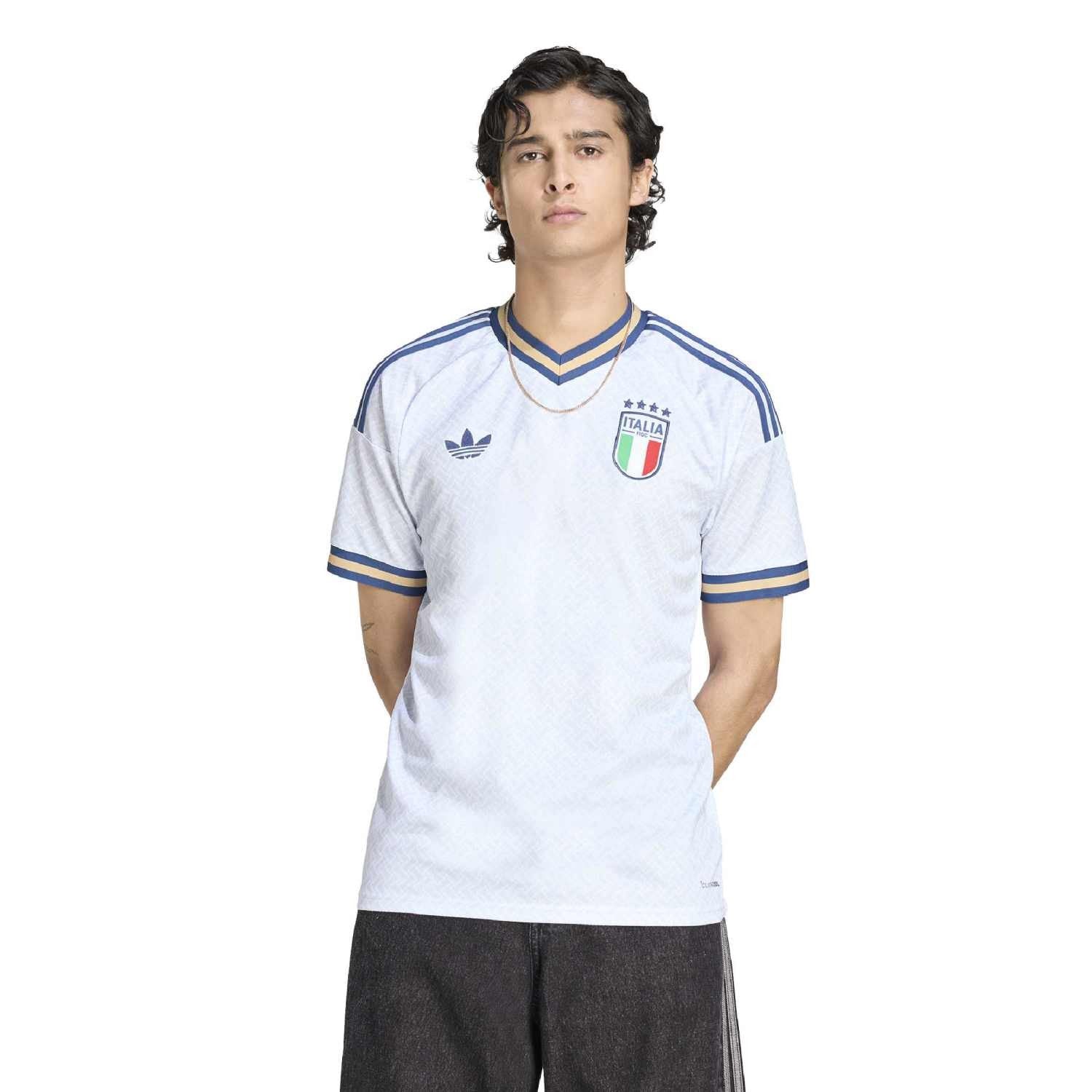 Italy 26 Away Jersey