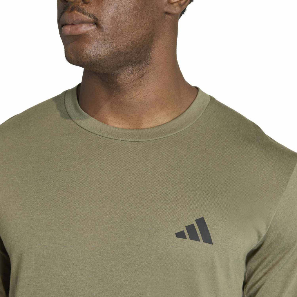 We Fitness T-shirt training