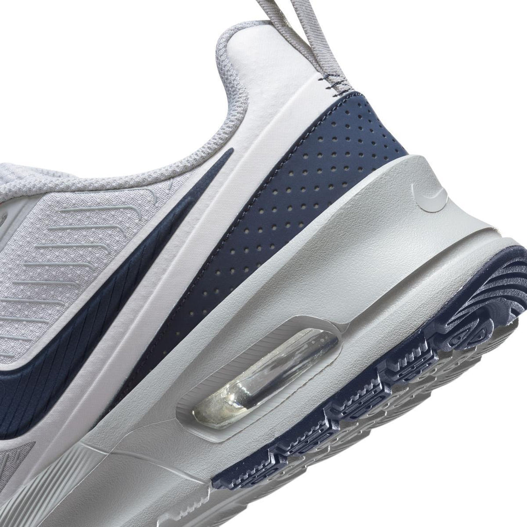 Air Max Nuaxis sneakers