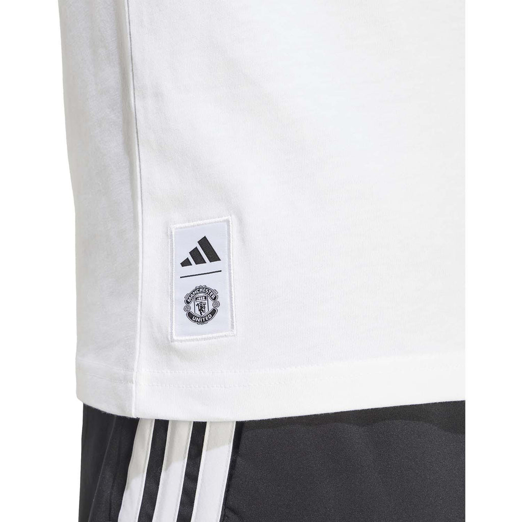 Manchester United Seasonal Graphic T-shirt