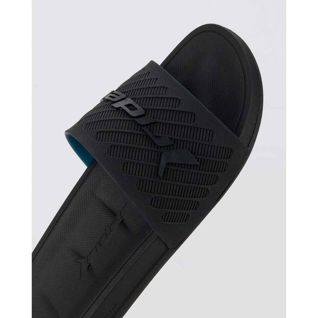 Free slippers