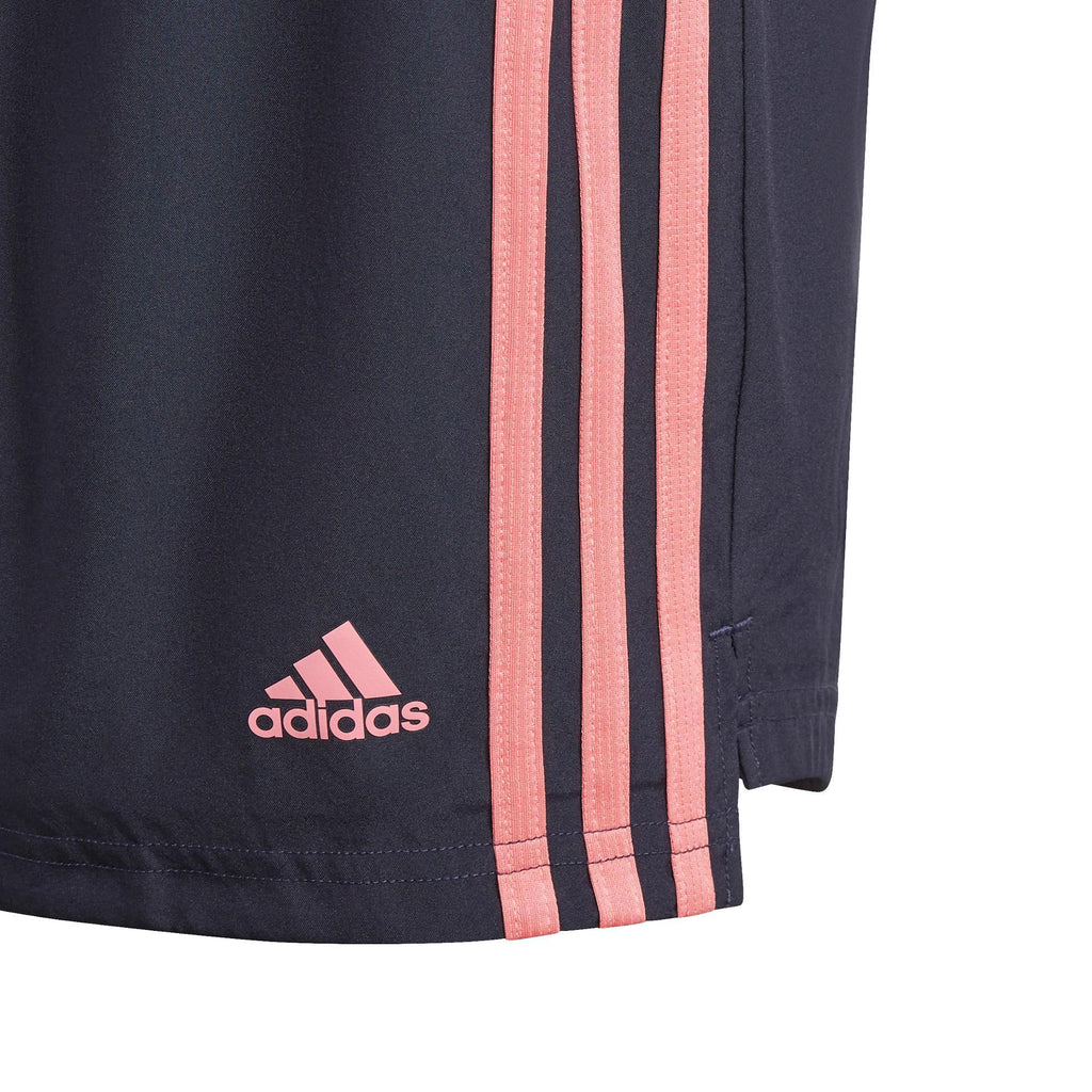 Designed To Move 3-Stripes short