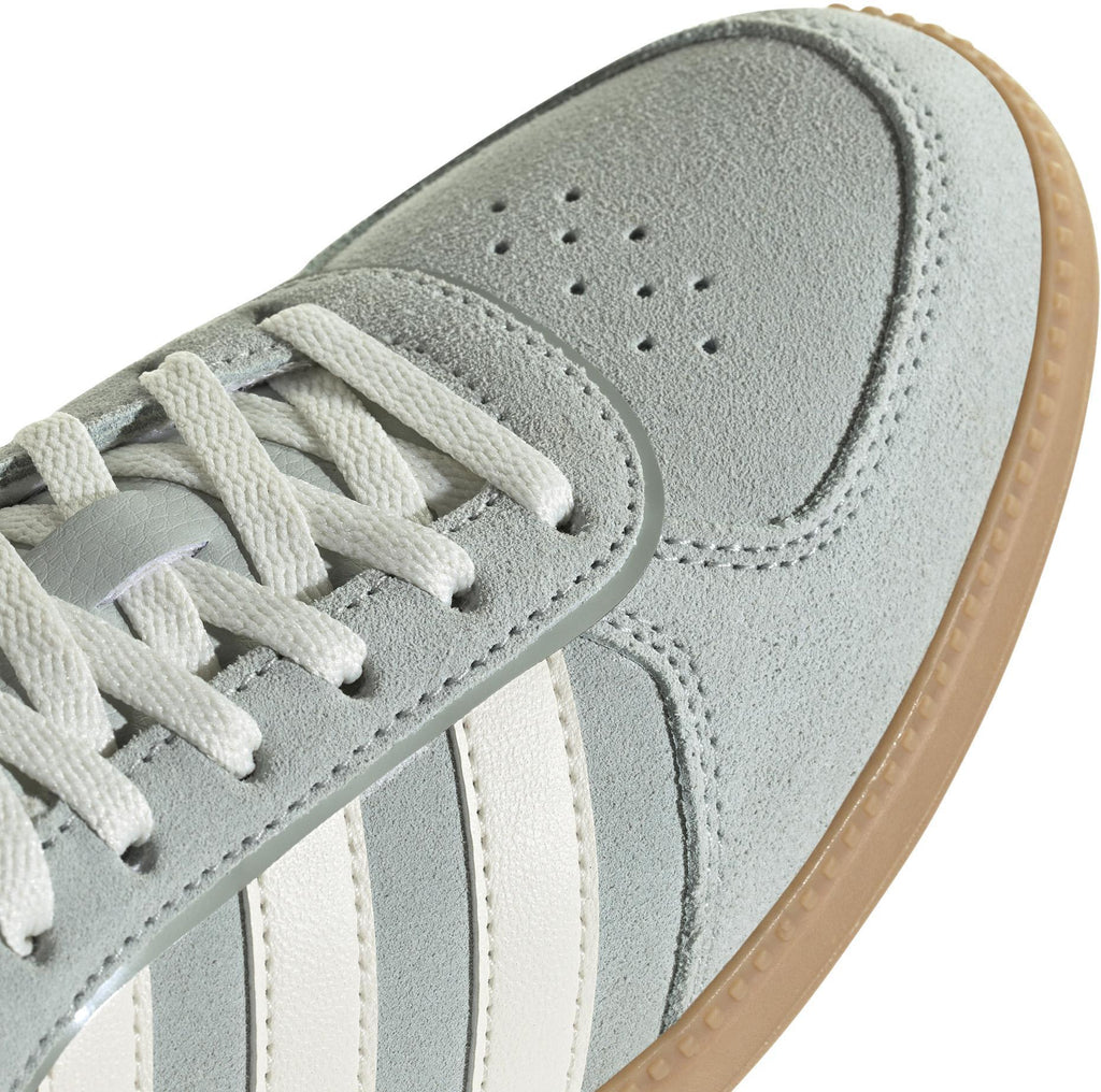 breaknet sleek suede