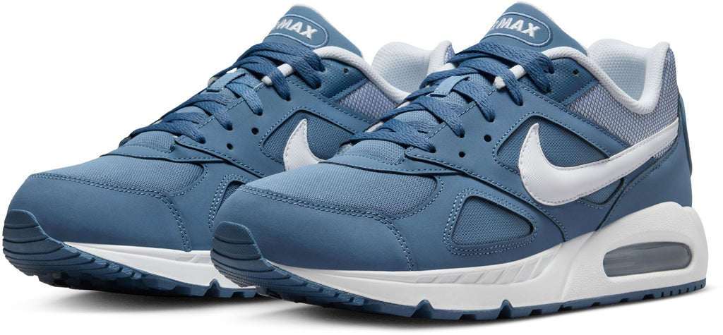 Air Max IVO sneakers