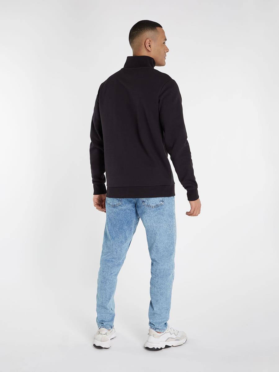 Nxgquake 1/4 Zip Top