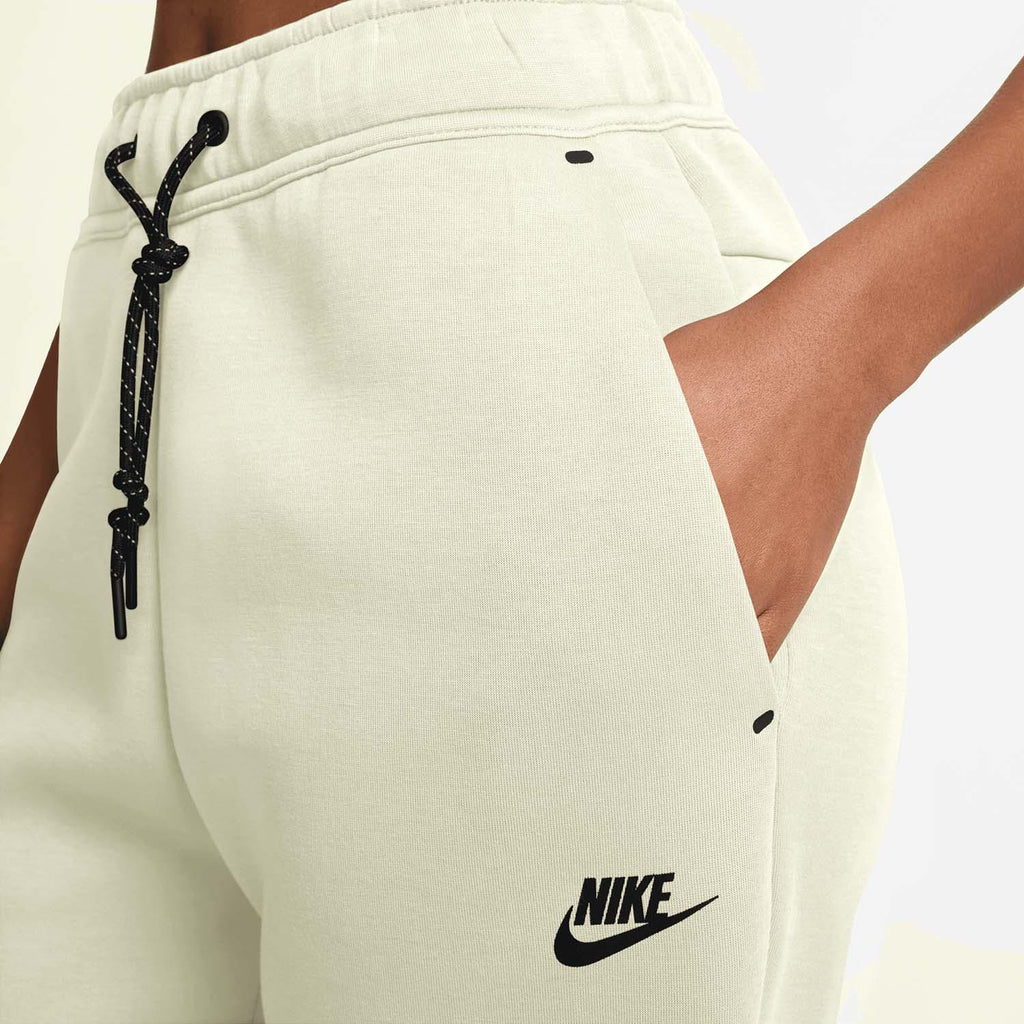 sportswear tech fleece women's