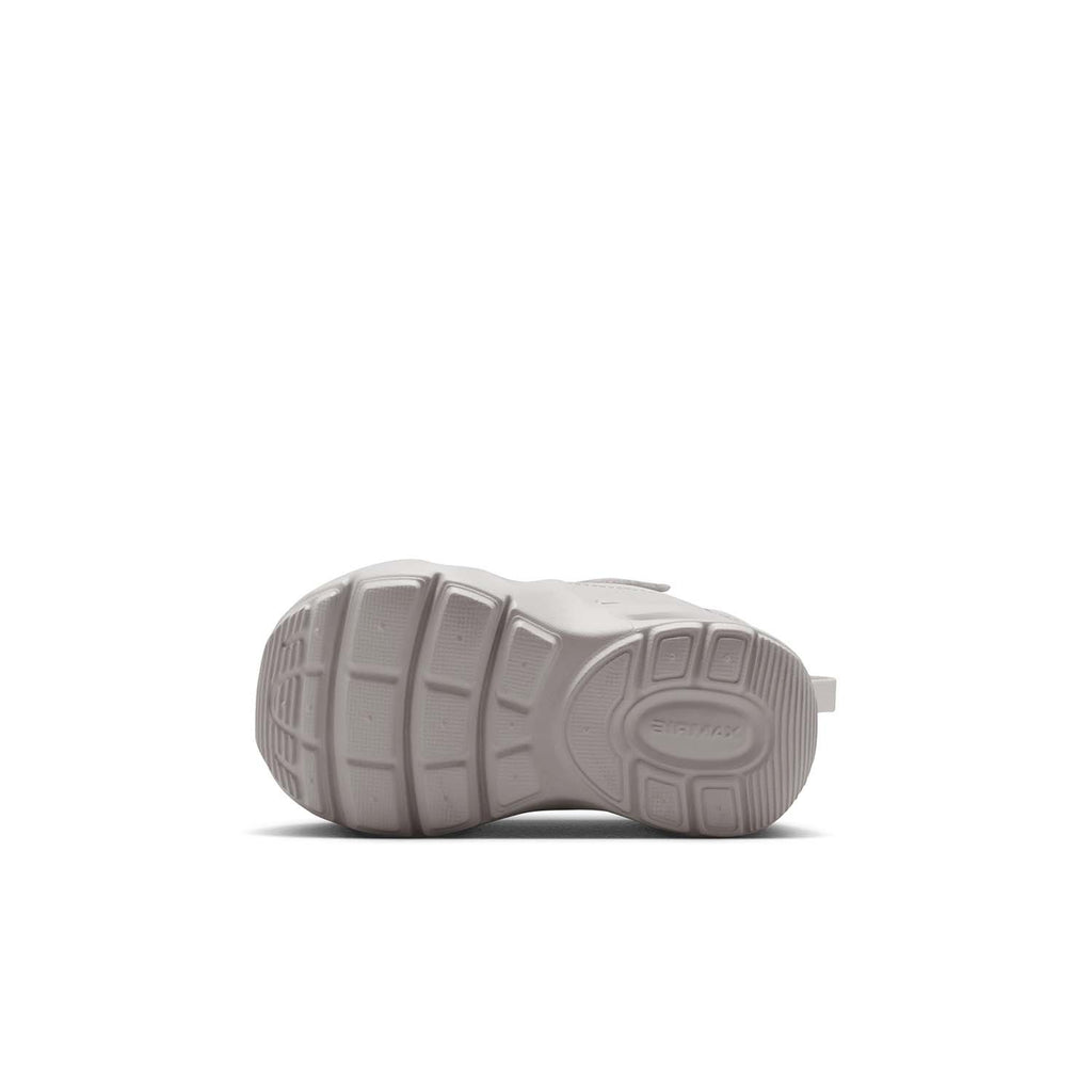 Air Max Nova Baby/toddler sneakers