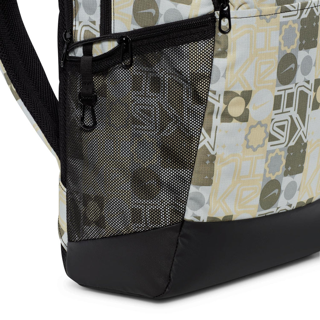 Brasilia Backpack (Medium, 24L)