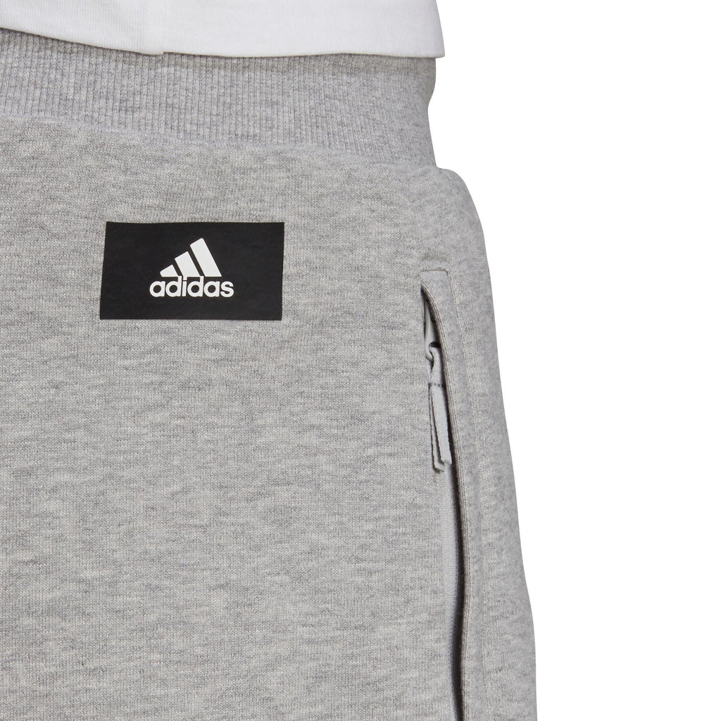 M Fi Short