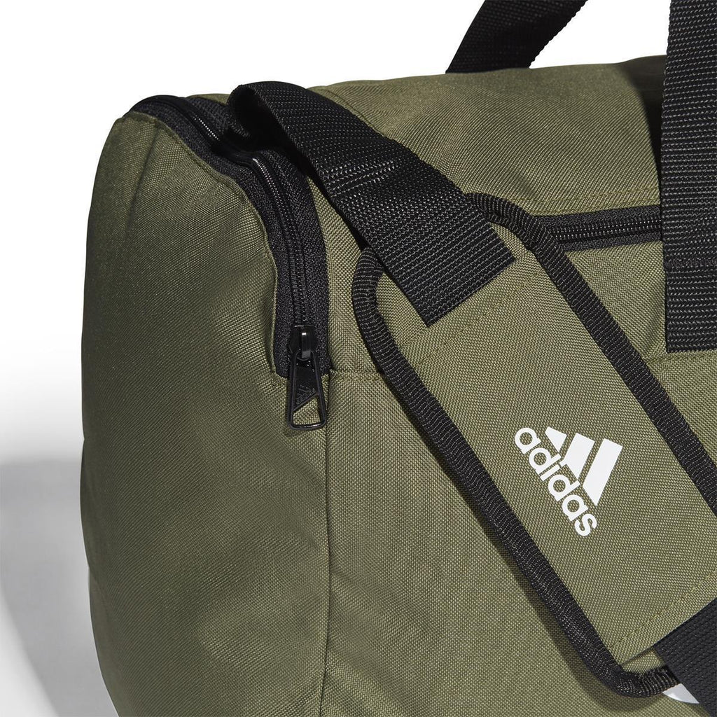 Essentials Logo Duffeltas Medium