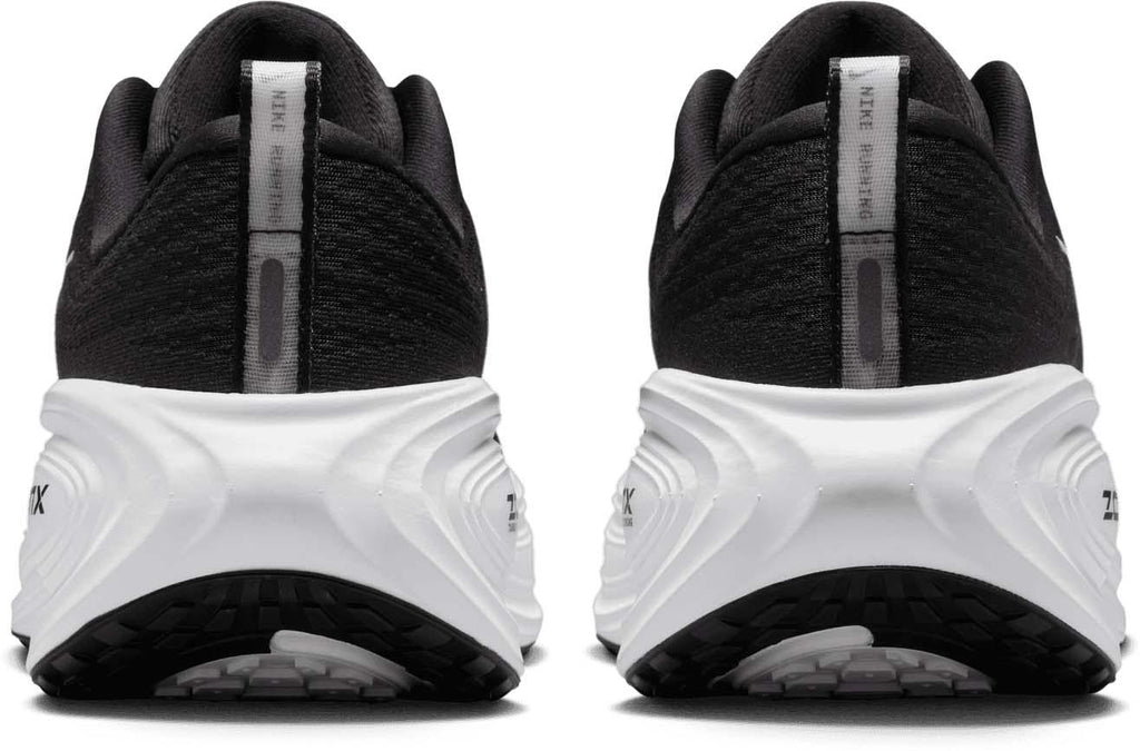 Vomero Plus hardloopschoenen