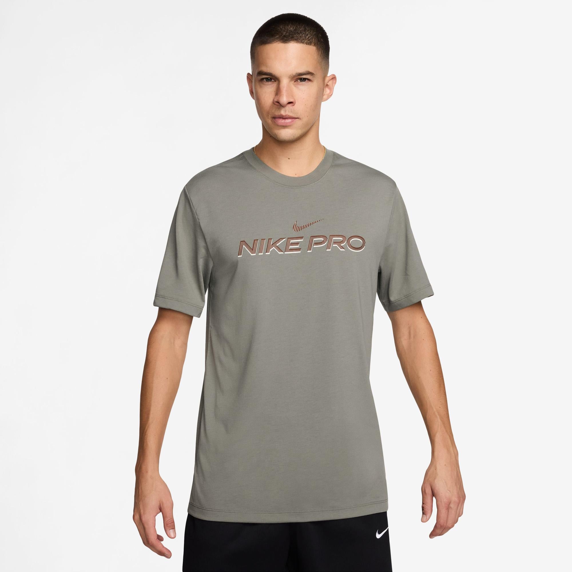 Dri-FIT shortsleeve shirt