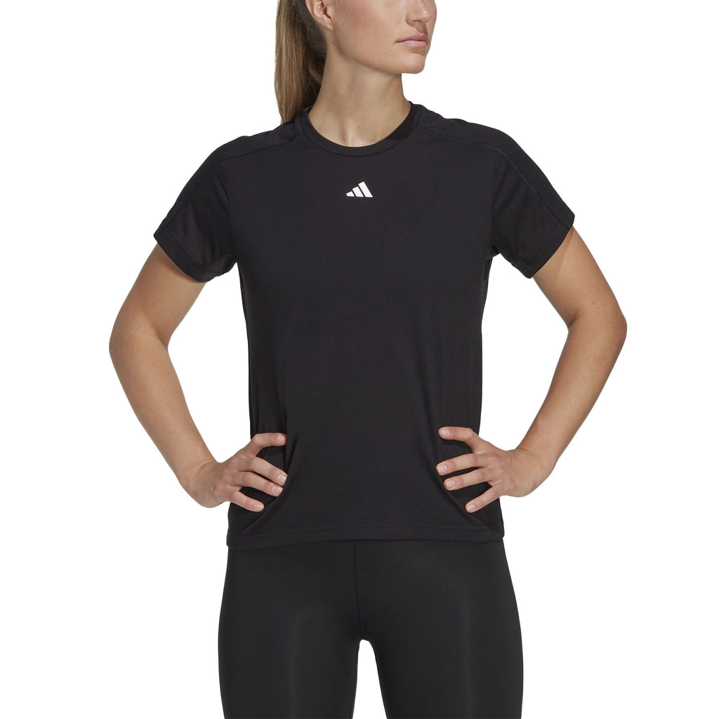 AEROREADY Train Essentials Minimal Branding shirt