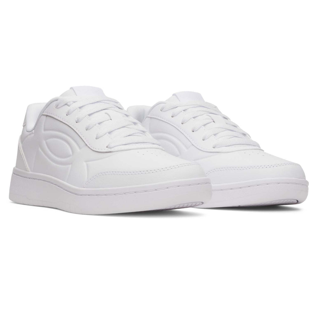 Motion sneakers