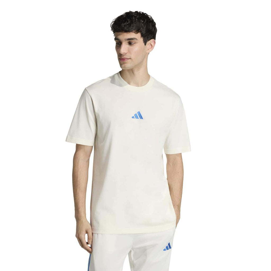 Essentials Small Logo Single Jersey T-Shirt