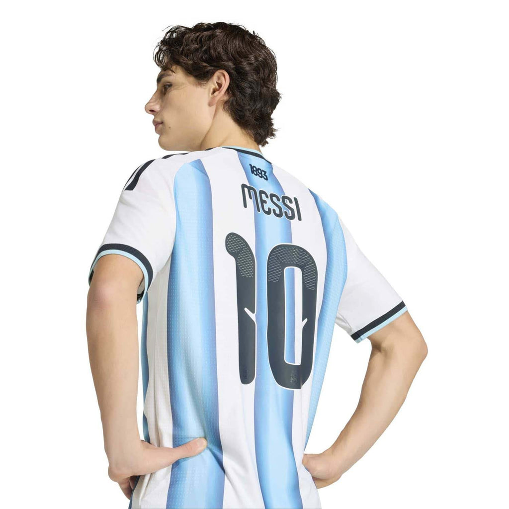 Argentina 26 Home Messi Voetbalshirt Authentiek Replica