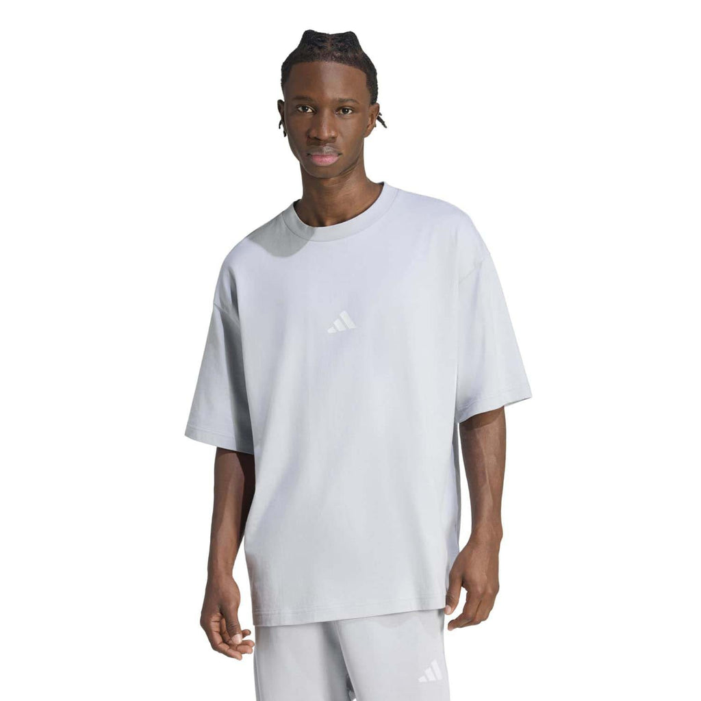 Future Icons Small Logo T-Shirt