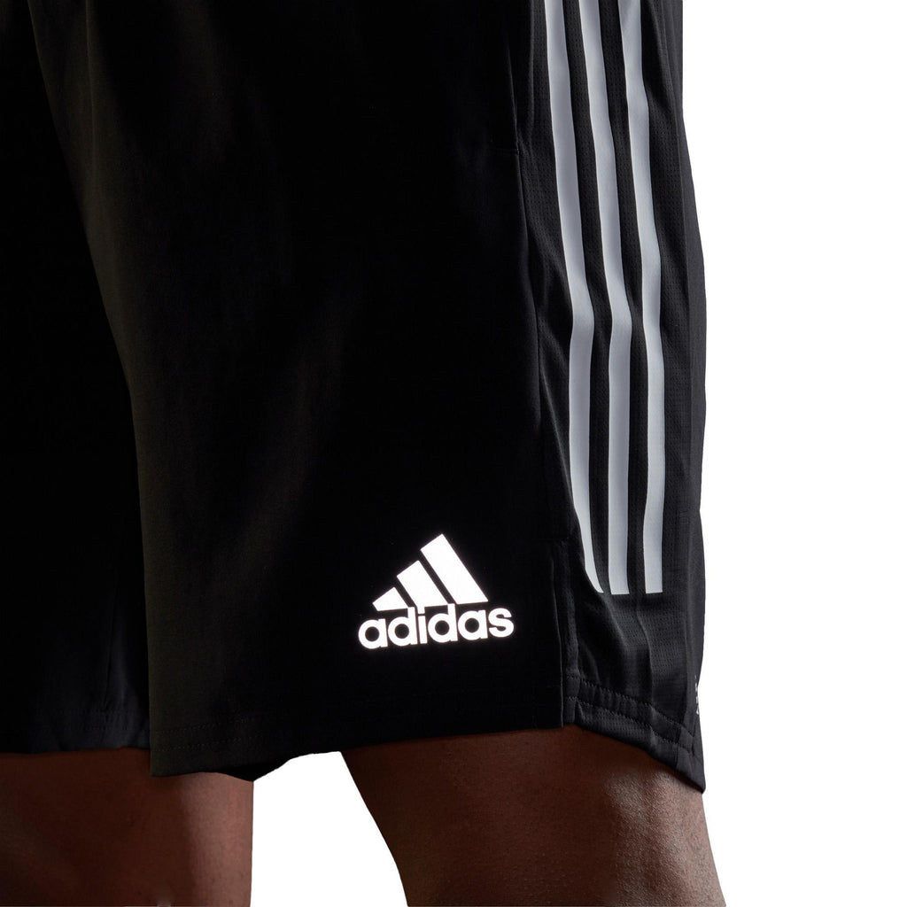 Own The Run 3-Stripes short