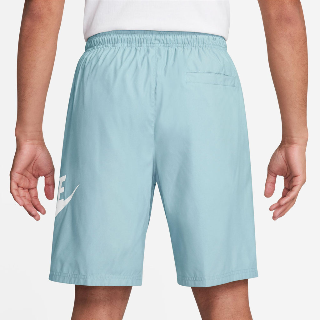 Club Woven short