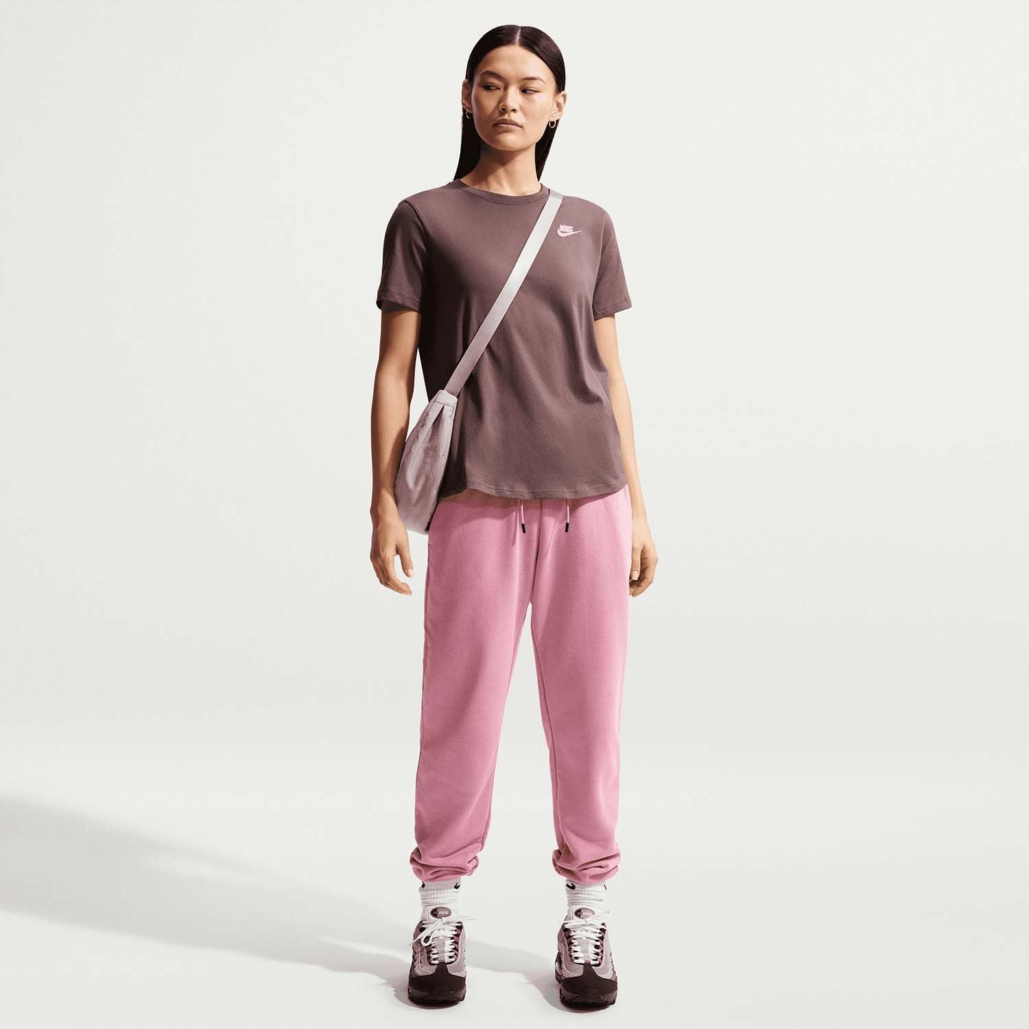 sportswear club essentials wom