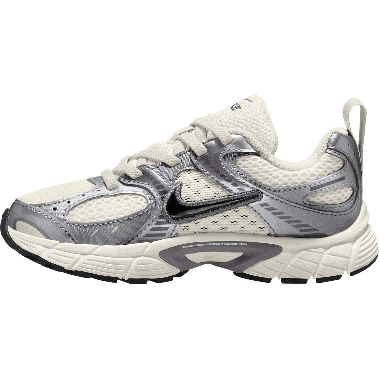 v5 runner little kids' shoes