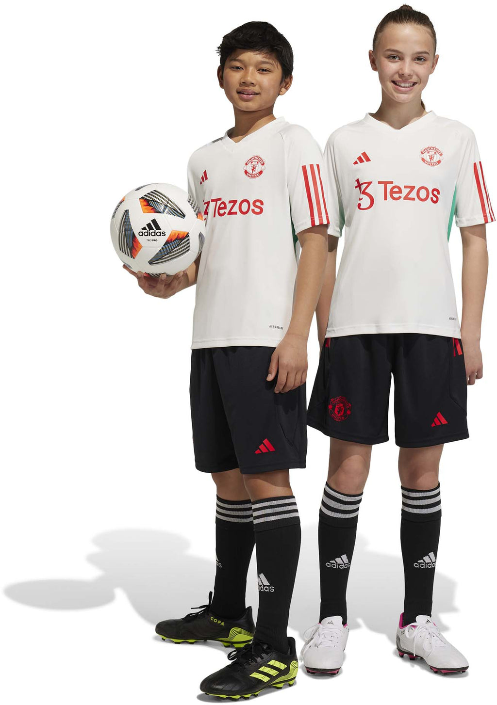 Manchester United 23/24 kids trainingsshort