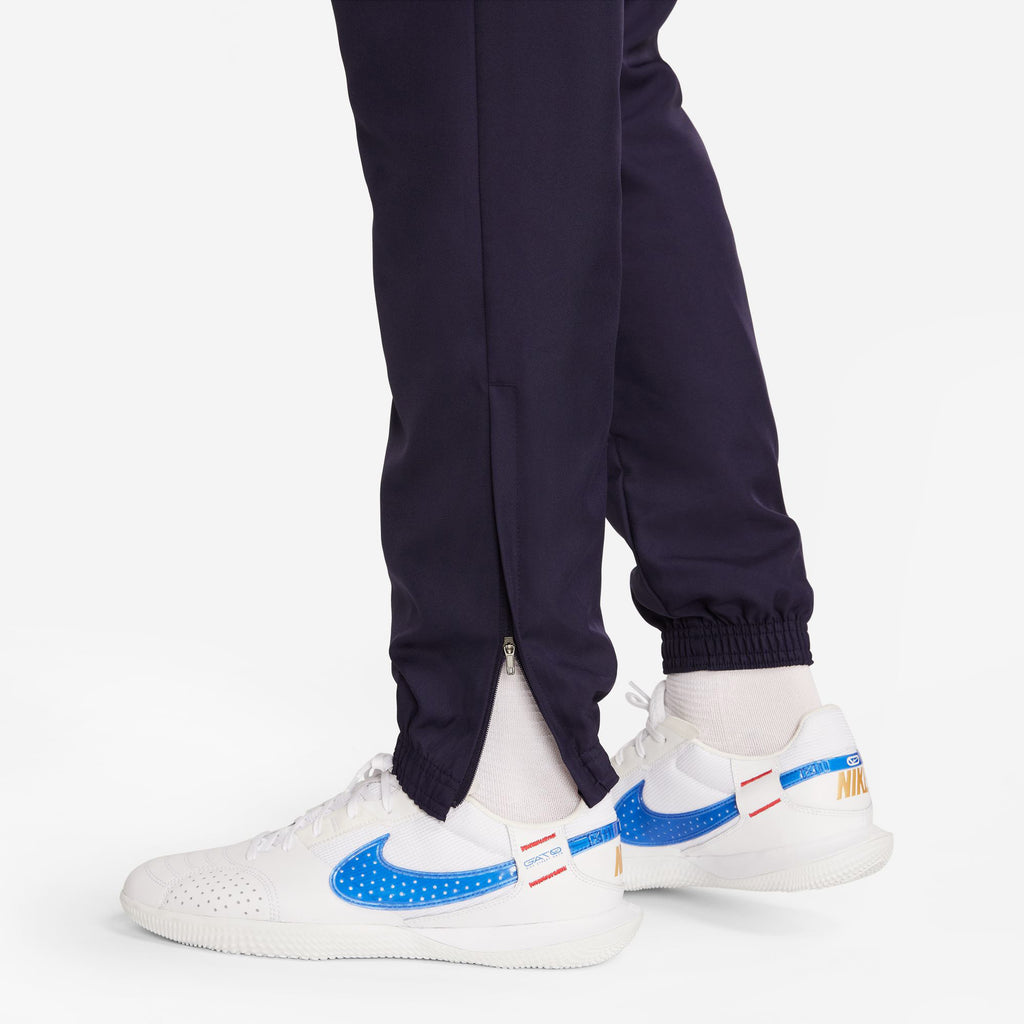 Paris Saint-Germain Strike tracksuit