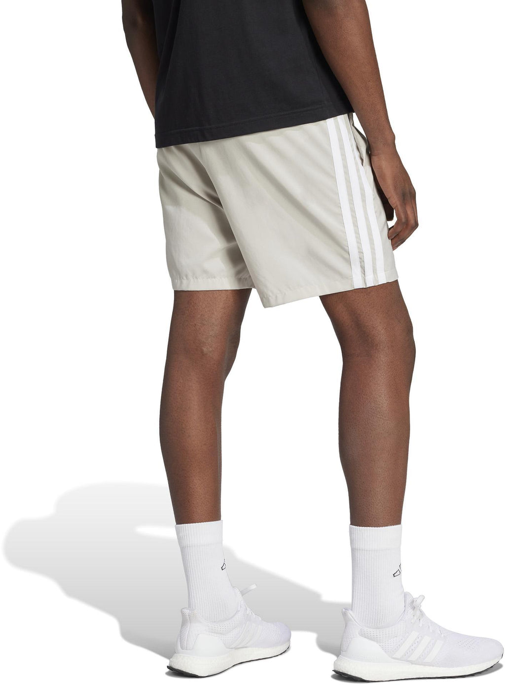 Essentials 3-Stripes Chelsea Short