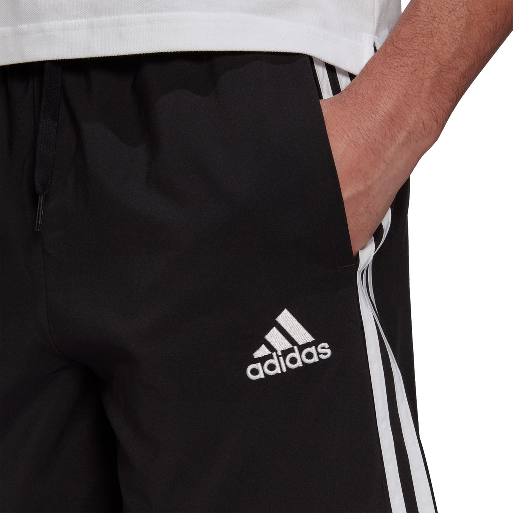 AEROREADY Essentials Chelsea 3-Stripes Short