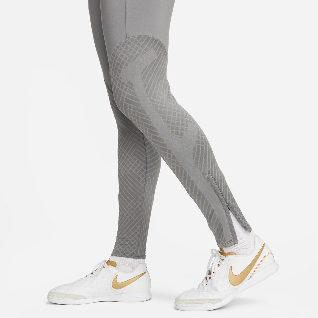 Liverpool FC Strike Women's broek
