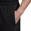 Manchester United FC short