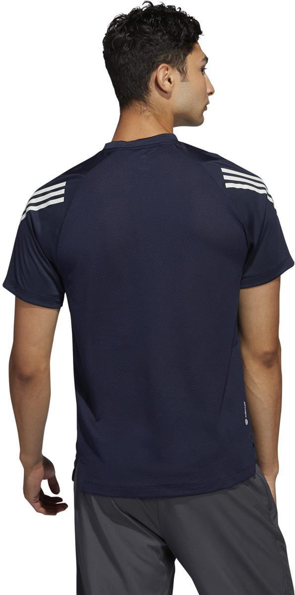 TI TEE. T-Shirt